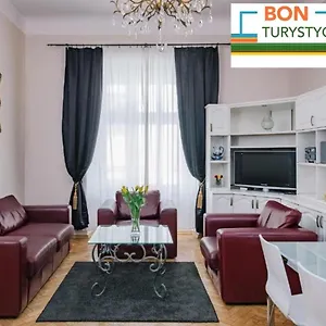 https://rembrandt-aparthotel.krakowhotelspoland.com