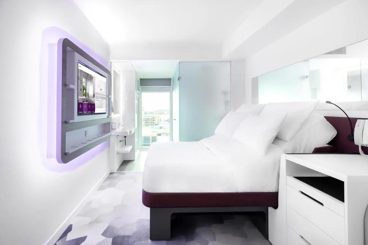 Yotel Amsterdam Hotel